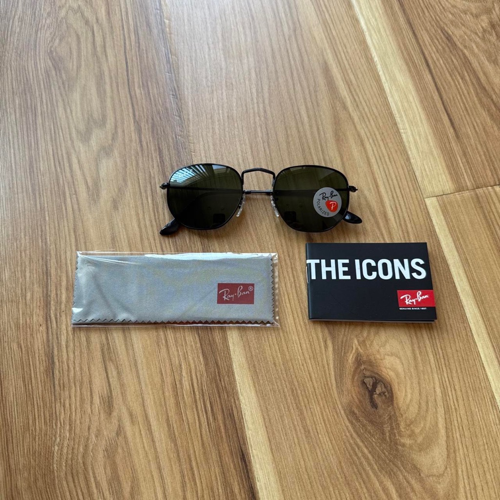 Ray-Ban Polarized Black Frame Sunglasses With Green Lenses And Accessories